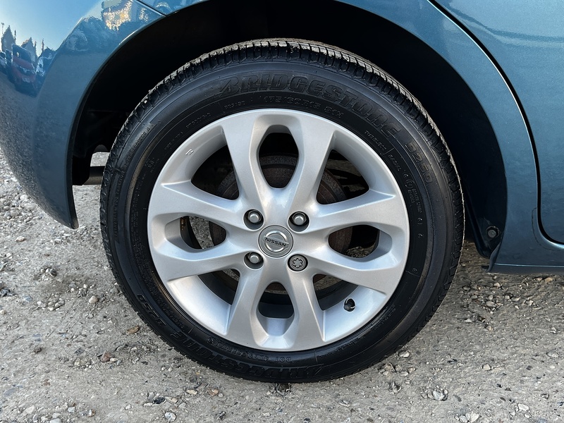 Nissan Micra Vibe - U300