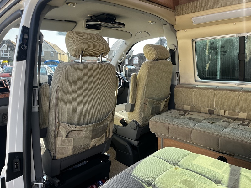 Volkswagen Transporter AUTOSLEEPER TOPAZ LE TDI T32 - U302