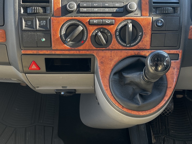 Volkswagen Transporter AUTOSLEEPER TOPAZ LE TDI T32 - U302