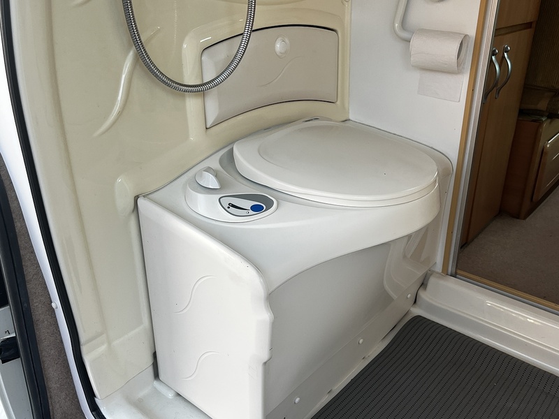 Volkswagen Transporter AUTOSLEEPER TOPAZ LE TDI T32 - U302