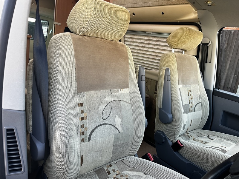 Volkswagen Transporter AUTOSLEEPER TOPAZ LE TDI T32 - U302