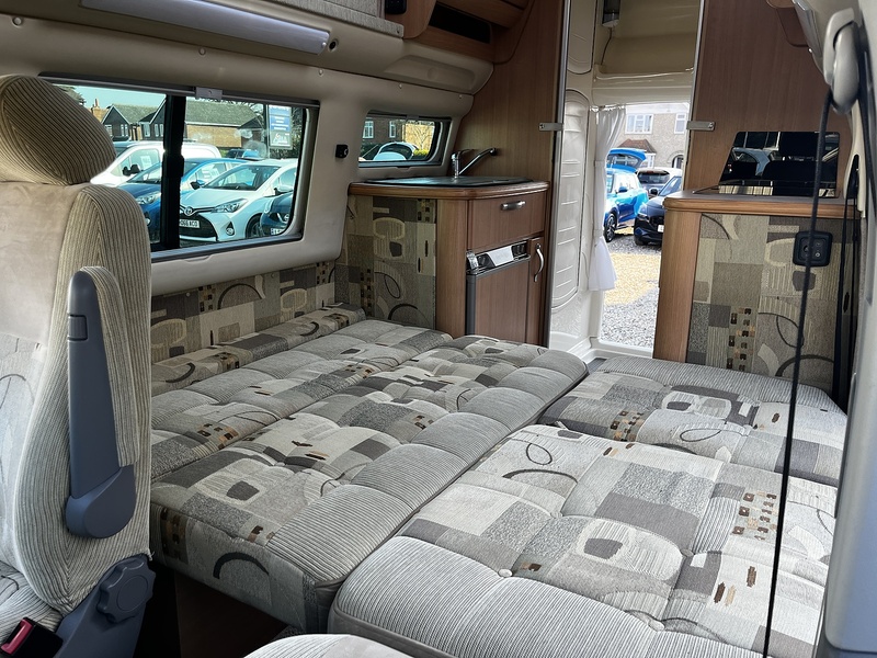 Volkswagen Transporter AUTOSLEEPER TOPAZ LE TDI T32 - U302