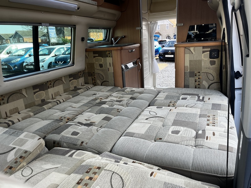 Volkswagen Transporter AUTOSLEEPER TOPAZ LE TDI T32 - U302