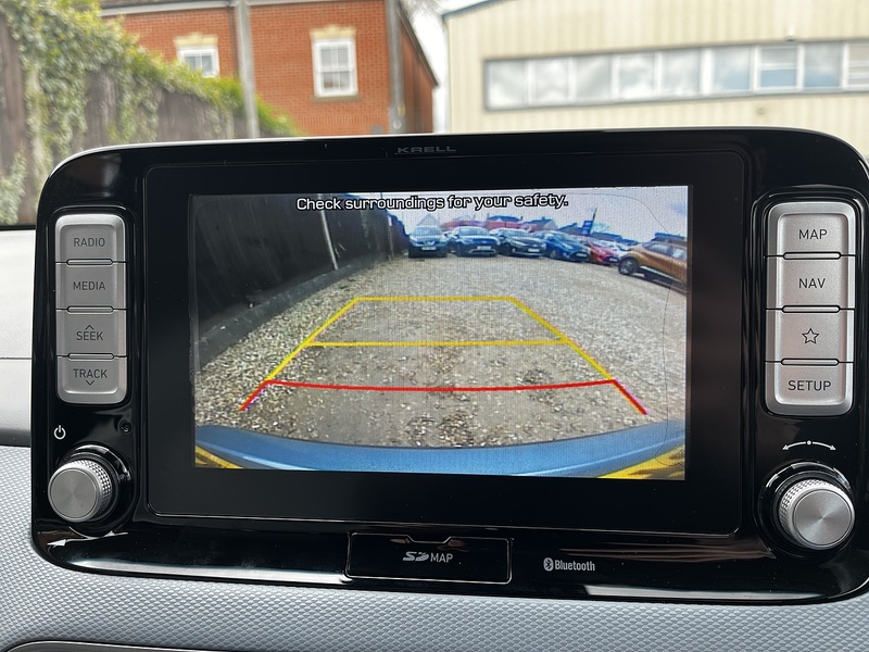 Hyundai KONA Premium SE - U306