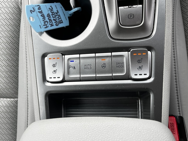 Hyundai KONA Premium SE - U306