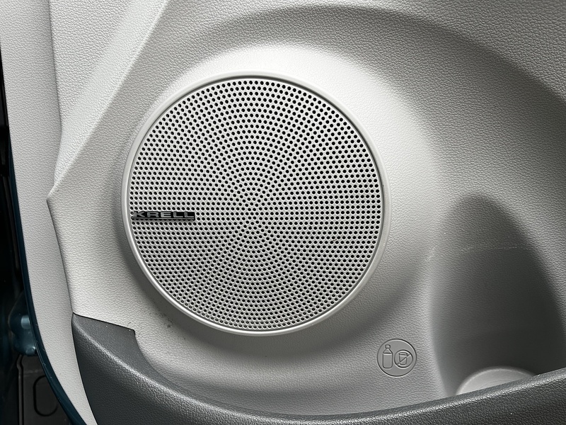 Hyundai KONA Premium SE - U306