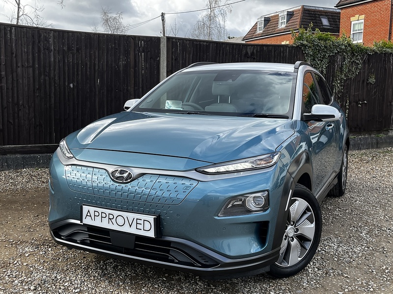 Hyundai KONA Premium SE - U306