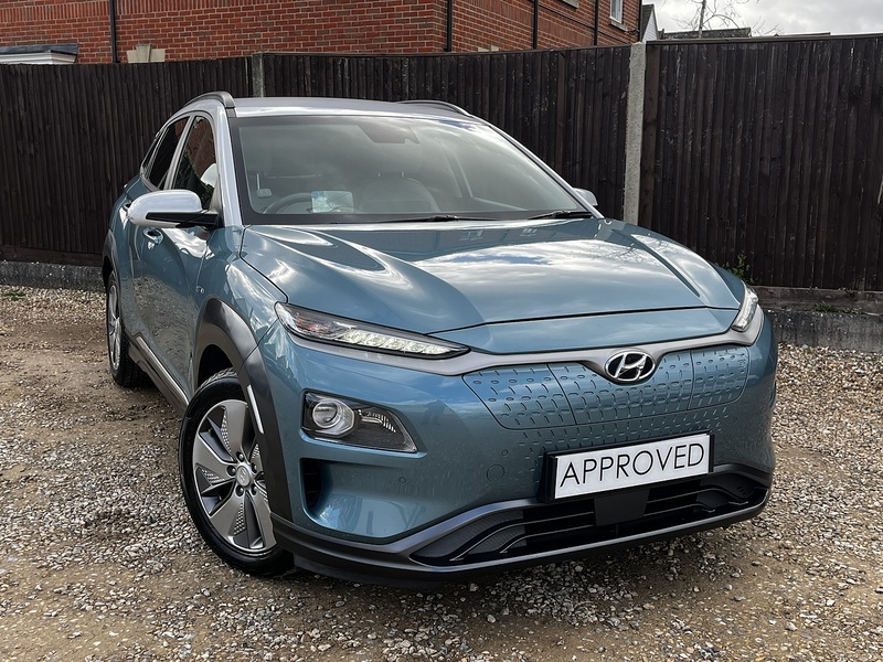 Hyundai KONA Premium SE - U306