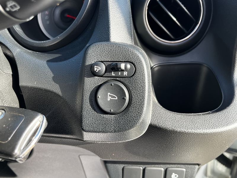 Honda Jazz i-VTEC ES Plus - U309