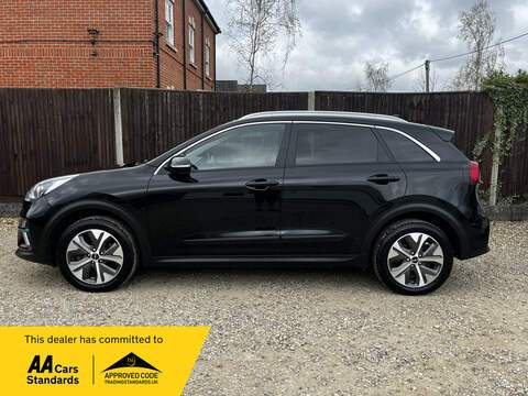 Kia Niro 1.6 GDi EcoDynamics 2 SUV 5dr Petrol Manual 2WD Euro 6 (s/s) (133 bhp)