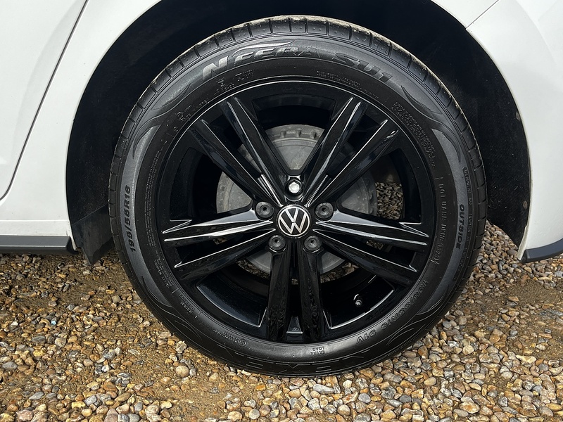Volkswagen Polo TSI R-Line - U316