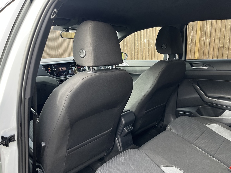 Volkswagen Polo TSI R-Line - U316