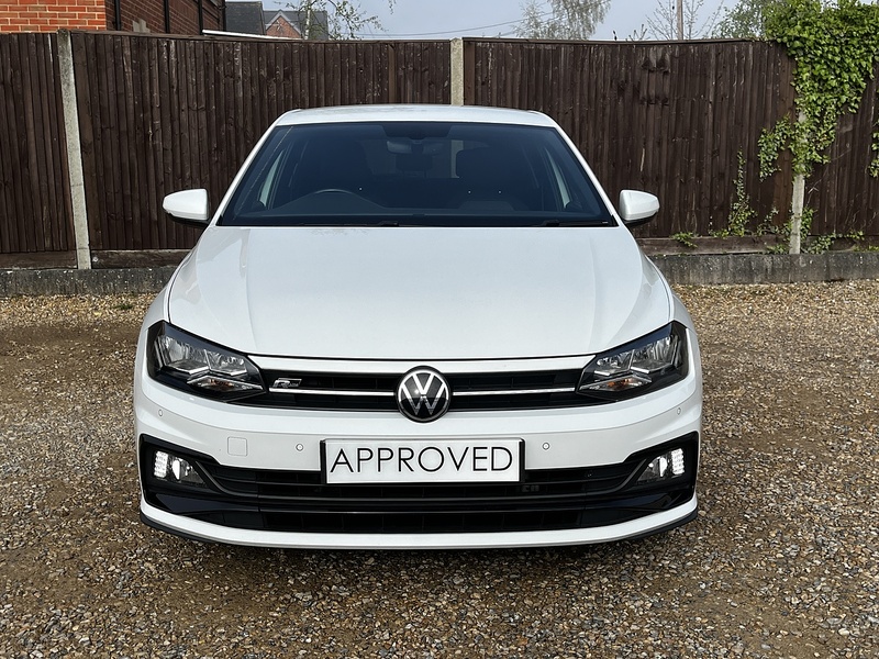Volkswagen Polo TSI R-Line - U316