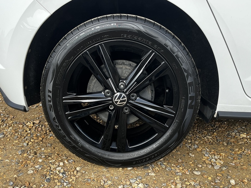 Volkswagen Polo TSI R-Line - U316