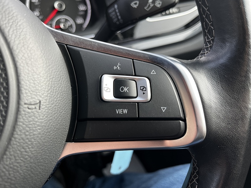 Volkswagen Polo TSI R-Line - U316