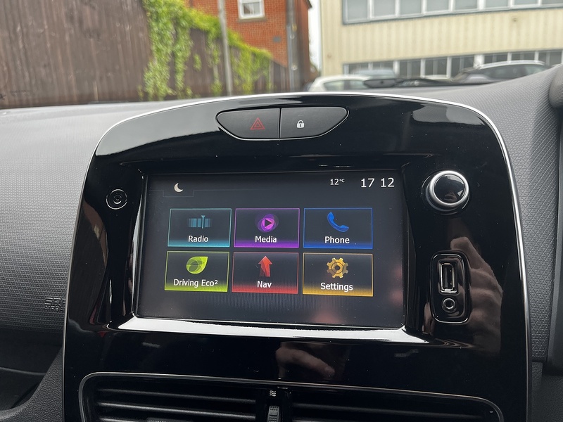 Renault Clio TCe Dynamique Nav - U317
