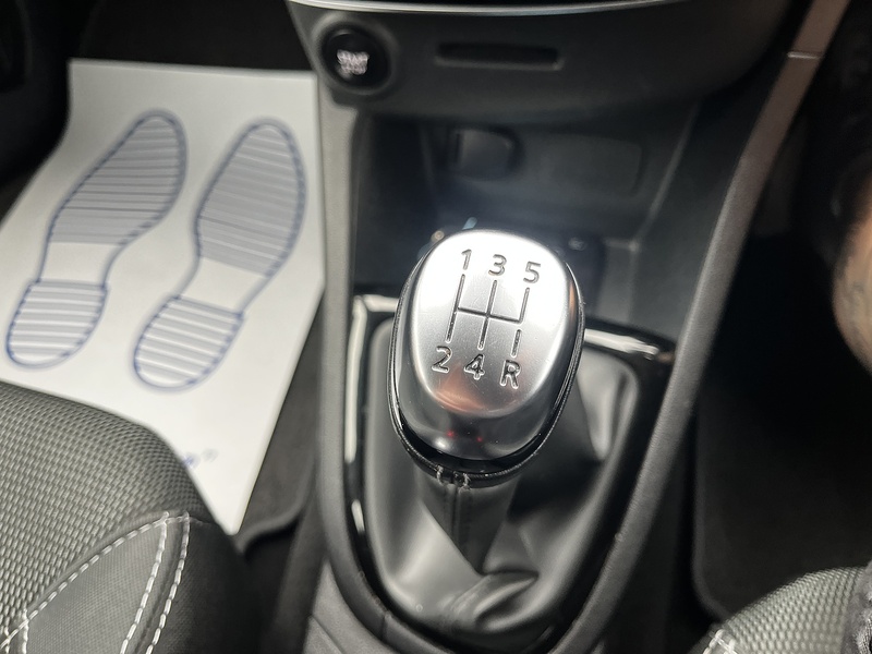 Renault Clio TCe Dynamique Nav - U317