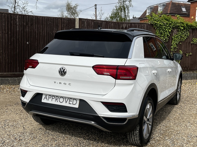 Volkswagen T-Roc TSI Design - U319