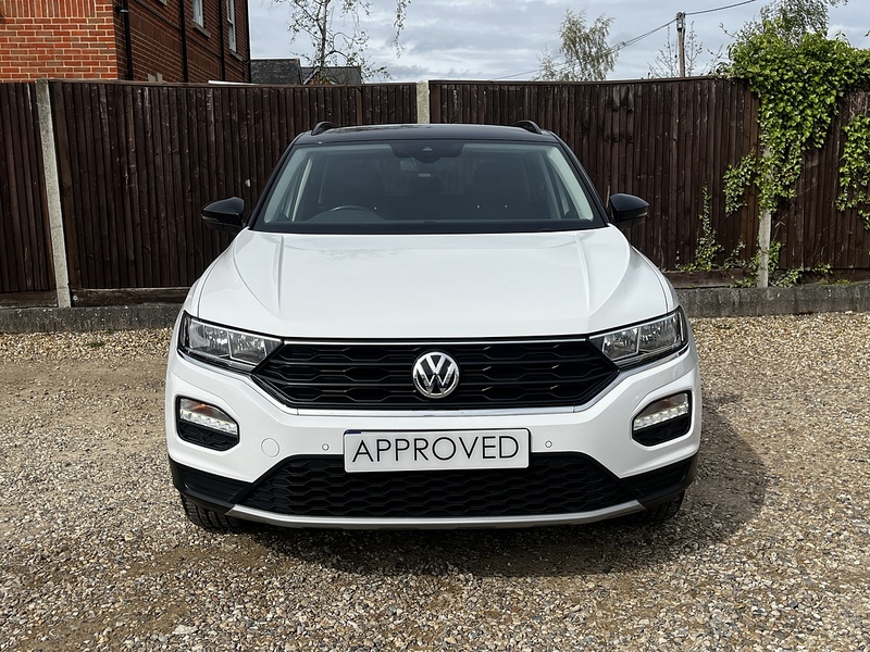 Volkswagen T-Roc TSI Design - U319