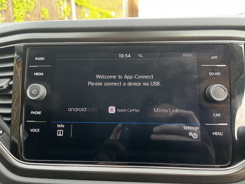 Volkswagen T-Roc TSI Design - U319