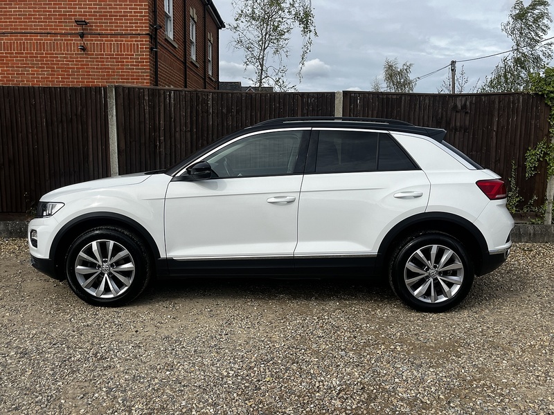 Volkswagen T-Roc TSI Design - U319