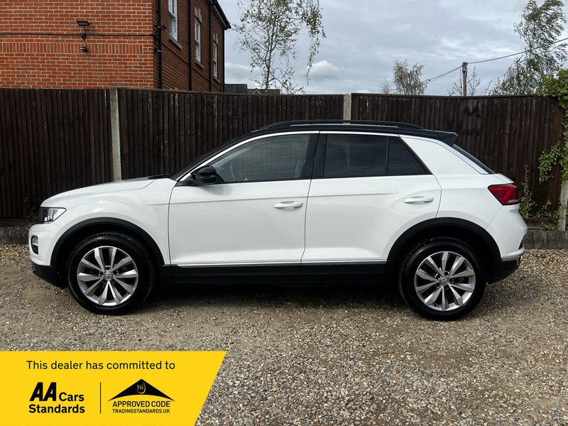Volkswagen T-Roc TSI Design - U319
