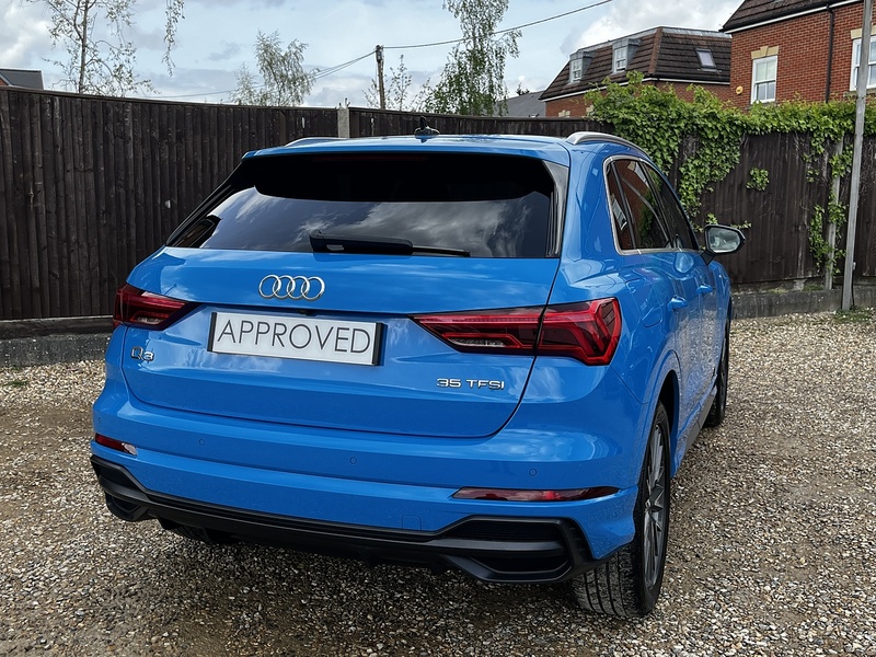 Audi Q3 TFSI CoD S line - U321