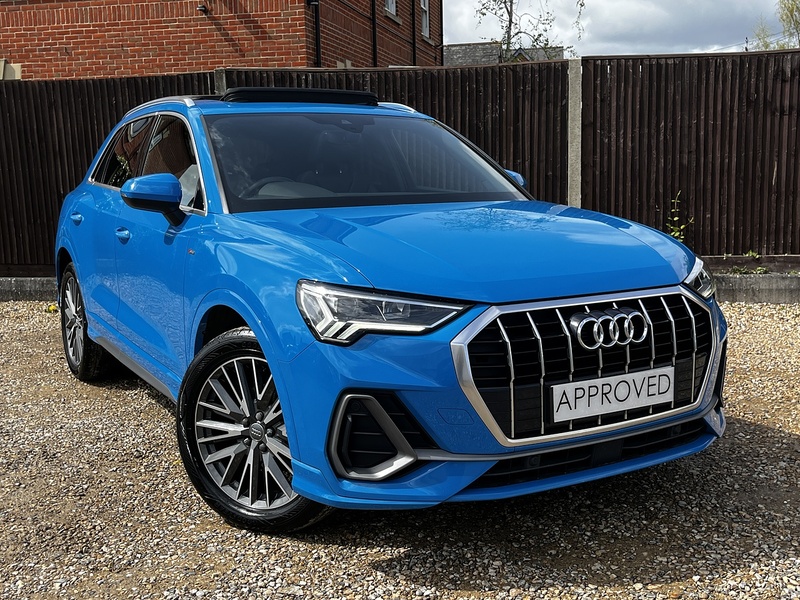Audi Q3 TFSI CoD S line - U321