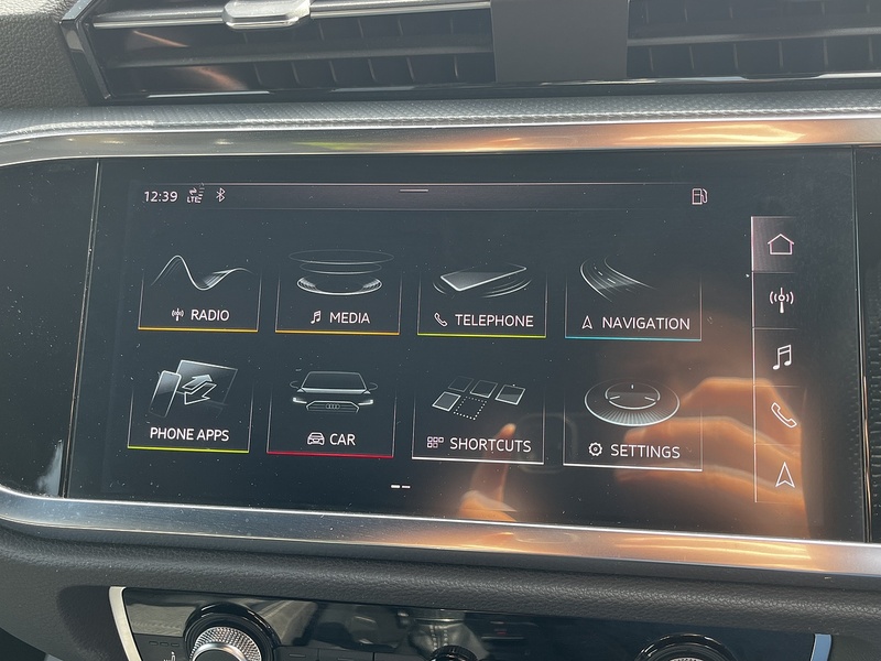Audi Q3 TFSI CoD S line - U321