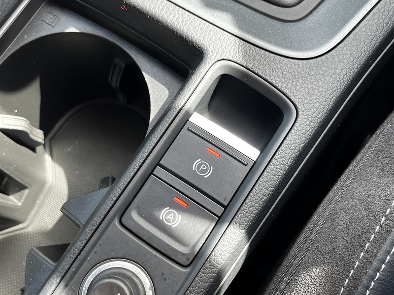Audi Q3 TFSI CoD S line - U321