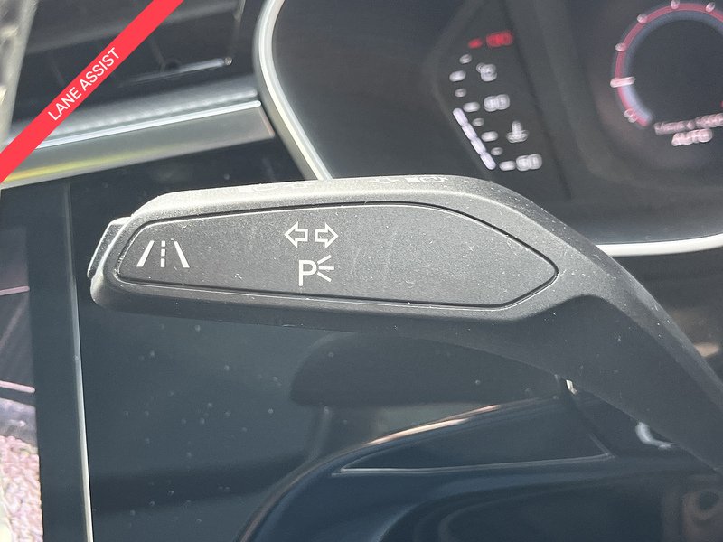 Audi Q3 TFSI CoD S line - U321