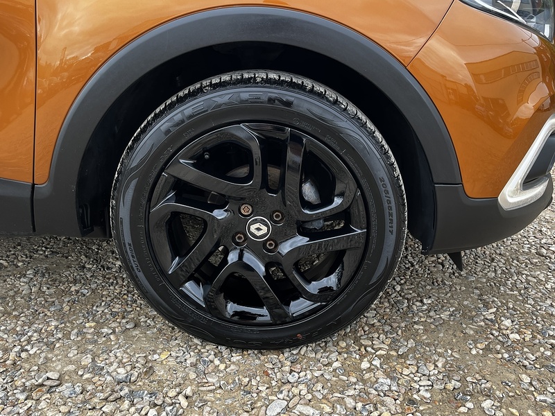 Renault Captur TCe ENERGY Iconic - U322