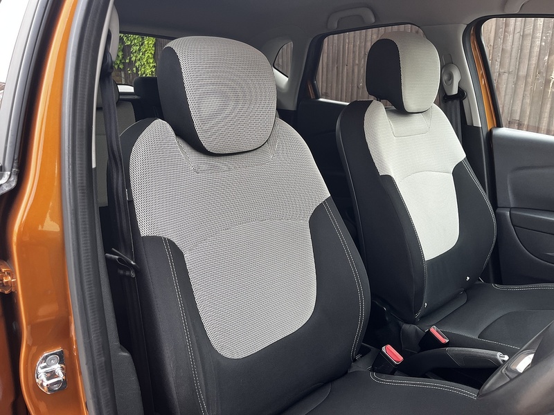 Renault Captur TCe ENERGY Iconic - U322