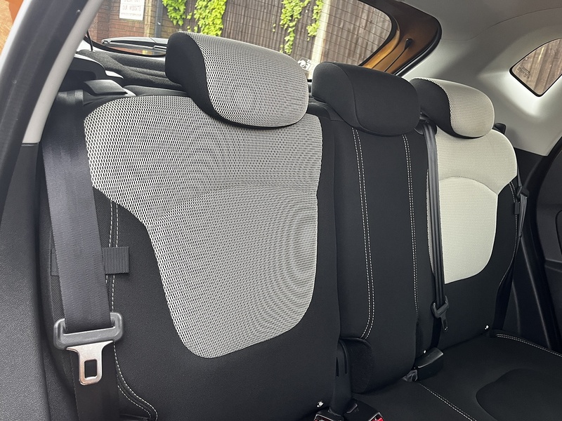 Renault Captur TCe ENERGY Iconic - U322