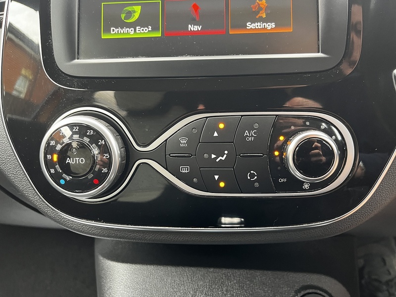 Renault Captur TCe ENERGY Iconic - U322