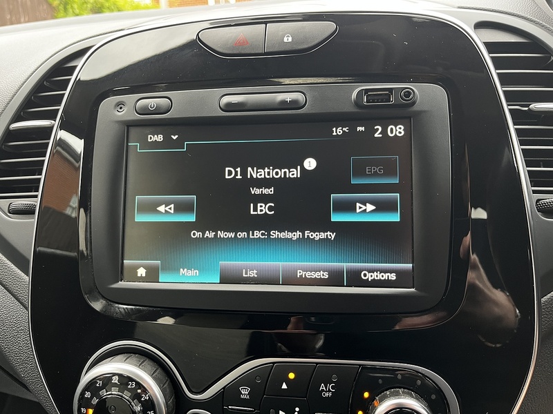 Renault Captur TCe ENERGY Iconic - U322