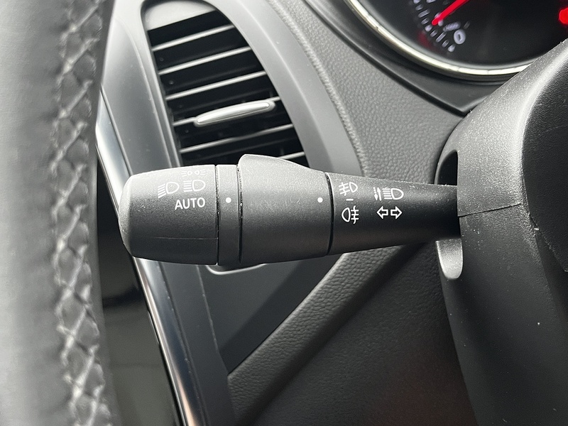 Renault Captur TCe ENERGY Iconic - U322