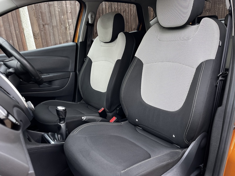 Renault Captur TCe ENERGY Iconic - U322