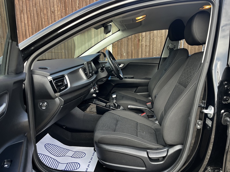 Kia Rio 2 - U324