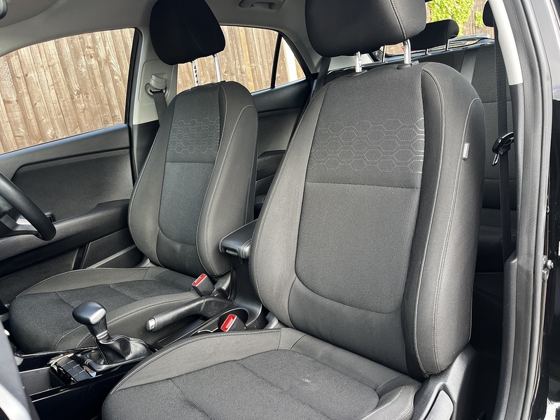 Kia Rio 2 - U324