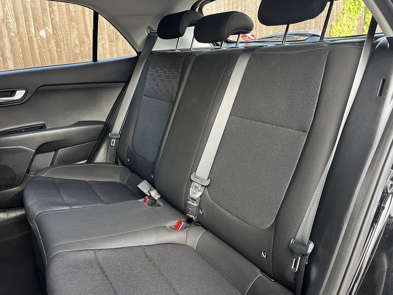 Kia Rio 2 - U324