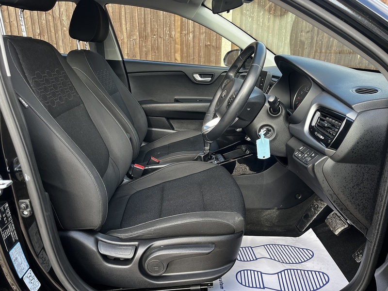 Kia Rio 2 - U324