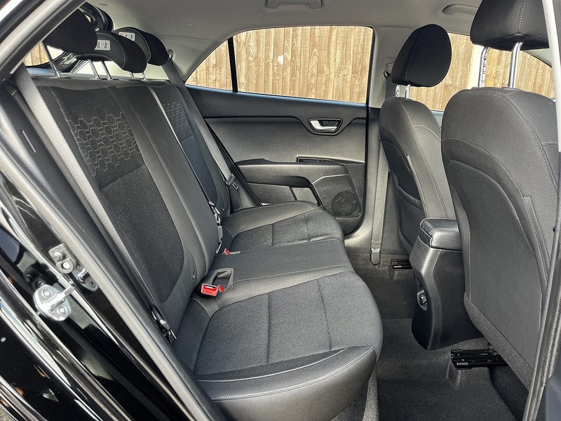 Kia Rio 2 - U324