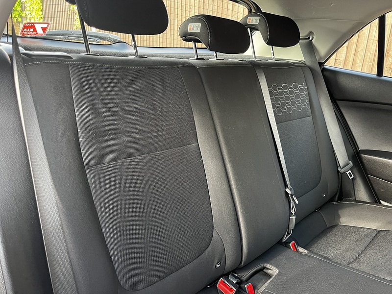 Kia Rio 2 - U324