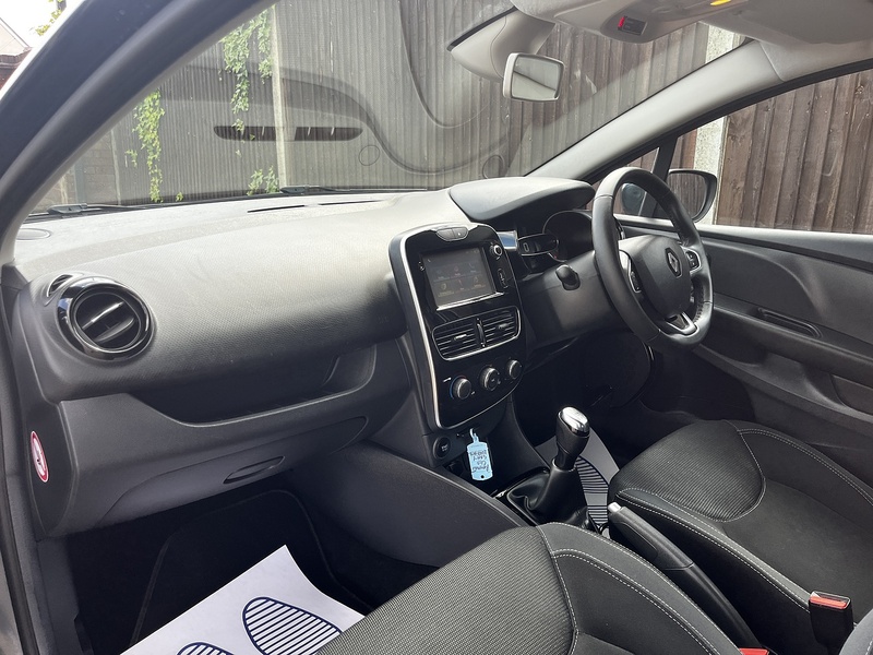 Renault Clio TCe Dynamique Nav - U332