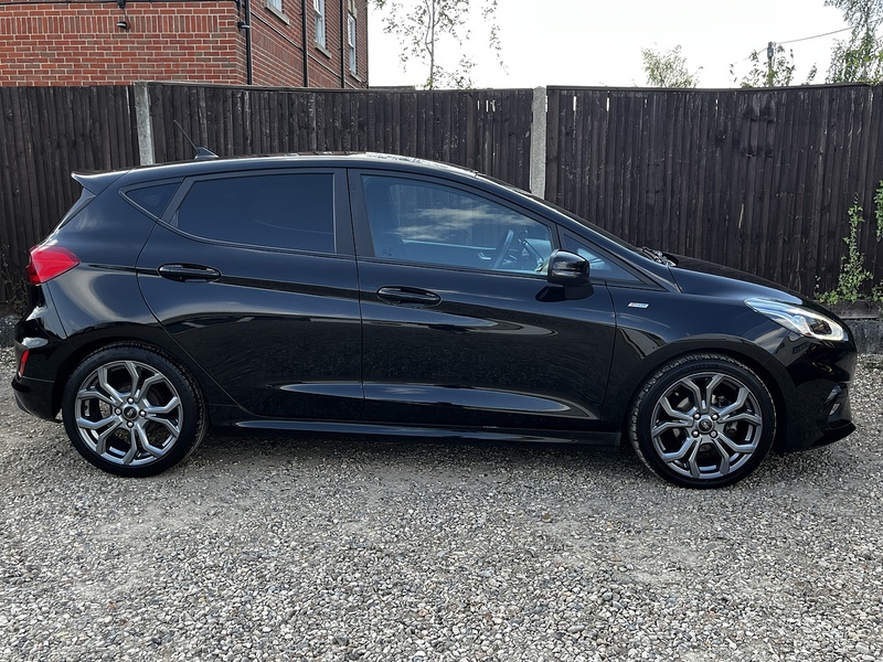 Ford Fiesta T EcoBoost MHEV ST-Line Edition - U334