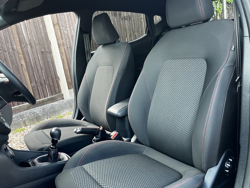 Ford Fiesta T EcoBoost MHEV ST-Line Edition - U334
