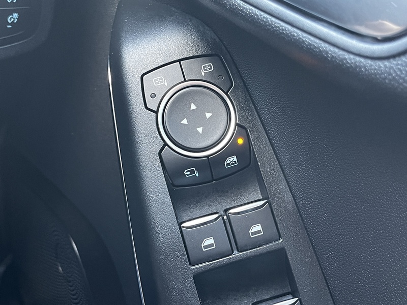 Ford Fiesta T EcoBoost MHEV ST-Line Edition - U334