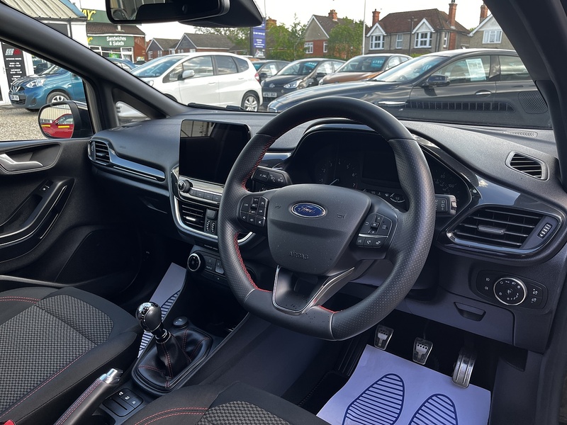 Ford Fiesta T EcoBoost MHEV ST-Line Edition - U334