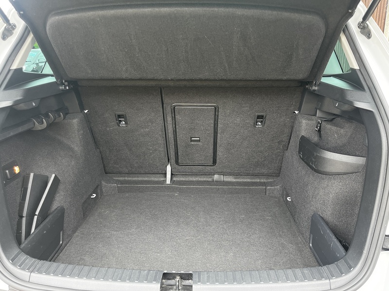 Skoda Karoq TSI SE Nav Plus - U336